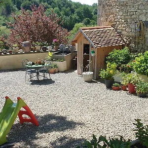  Séjour chez l'habitant Le(s) Nichoir(s) Pusignieu